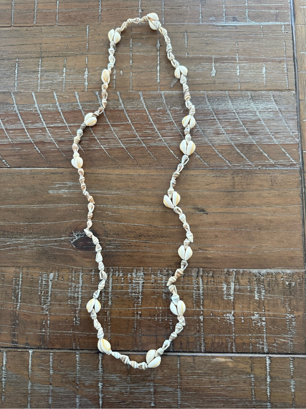 Natural Shell Bead Necklace - Cream Beach Style